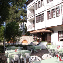 Uz Hotel