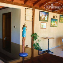 Longhouse Inn 