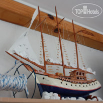 Rota Hotel Restaurant & Bar 