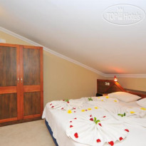 Grenadine Lodge