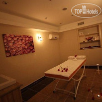 Grand Corner Boutique 