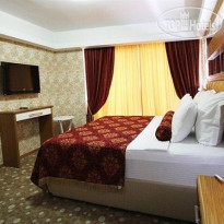 Grand Corner Boutique 