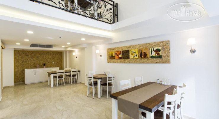 New photos from tourists City Hotel 