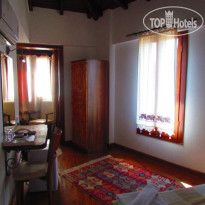 Amazon Petite Palace Hotel
