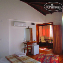 Amazon Petite Palace Hotel