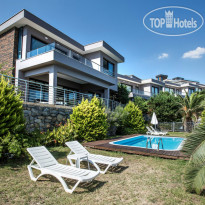 Aria Claros Beach & Spa Resort Villa with Private Pool