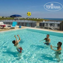 Pierre & Vacances Le Phare de Trescadec Бассейн