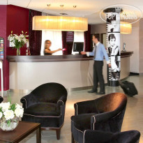 Mercure Bordeaux Gare Saint Jean Рецепция
