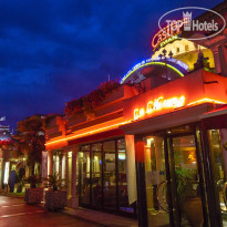 Royal Hotel 
