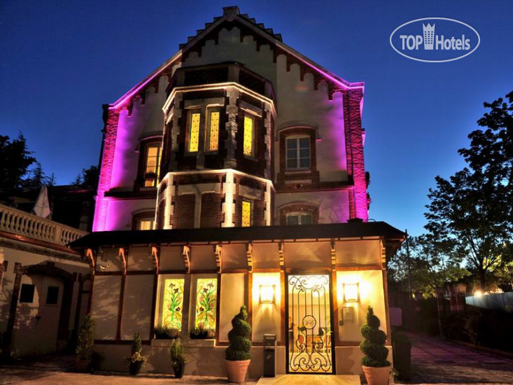 Hotelier's photos La Villa Eugene 5*