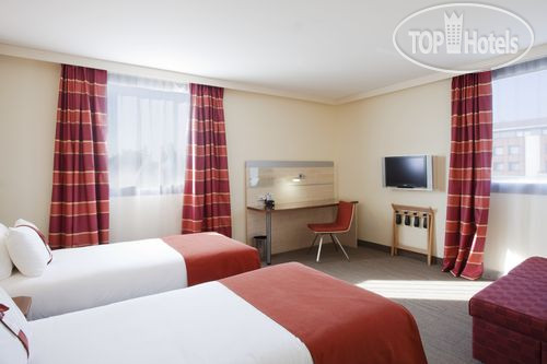 New photos from tourists Holiday Inn Express Toulouse Airport 3*