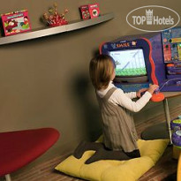 All Seasons Amiens Cathedrale 