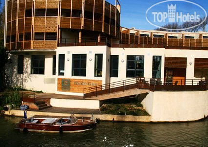 Clarion Suites Narbonne Ile Du Gua