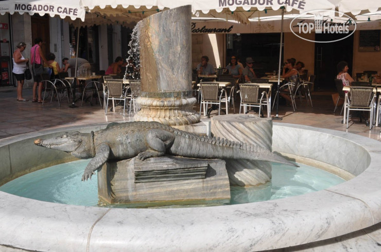 Hotel photo Hotel De L Amphitheatre 3*