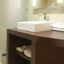 Kyriad Prestige Montpellier Ouest - Croix d Argent 
