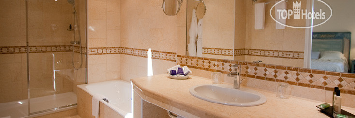 New photos from tourists La Bastide de Gordes & Spa 5*