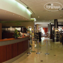 Mercure Bordeaux Aeroport Рецепция