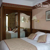 Le Manoir Hotel