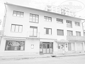 Le Cafe Du Palais Hotel