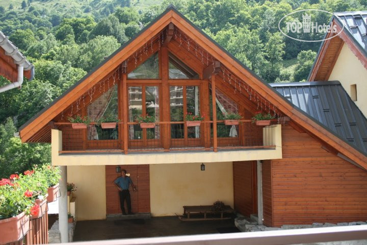 Hotel photo Chalet Les Fermes Du Planet 3*