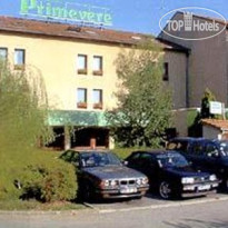 Comfort Hotel, Romans 