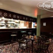 Hotel The Originals Paris Est Golf 