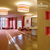 Mercure Le Coudray Montceaux Parc du Coudray 