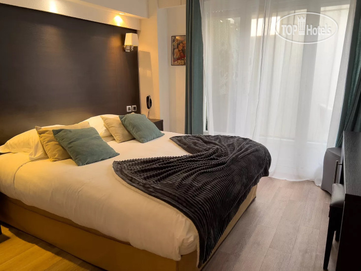 Hotelier's photos Athenee Hotel Cannes 3*