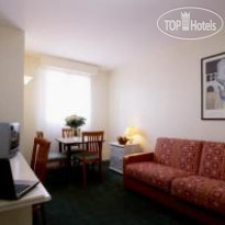 The Jay Hotel by HappyCulture 