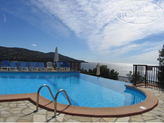 New photos from tourists Residhotel Le Domaine De La Pinede APT