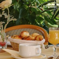 Cannes Centre Univers 