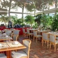 Cannes Centre Univers 