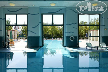 New Port Bay Club