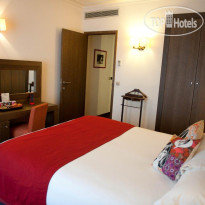 Westside Arc De Triomphe 