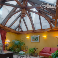 Les Rives de Notre-Dame Hotel 