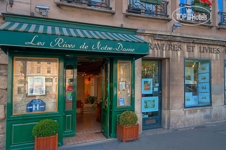 Les Rives de Notre-Dame Hotel