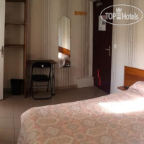 Des Pyrenees Hotel