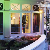 Renaissance Paris Le Parc Trocadero 