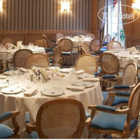 Maison Astor Paris Curio Collection by Hilton