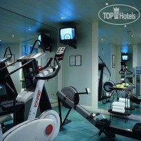 Maison Astor Paris Curio Collection by Hilton