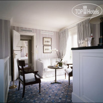 Maison Astor Paris Curio Collection by Hilton