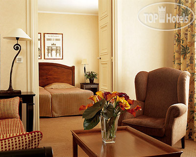 Hotelier's photos Corona Opera 3*
