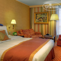 Renaissance Paris La Defense Hotel