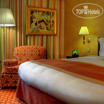 Renaissance Paris La Defense Hotel