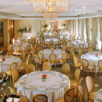 Le Bristol Фото №1