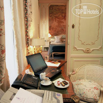 Ritz Paris