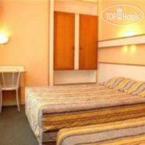 D Anjou Hotel Levallois-Perret
