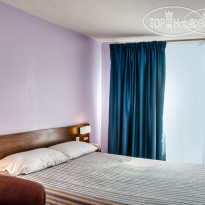Central Hotel (Chateau dEau)