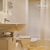 Austins Arts et Metiers Hotel