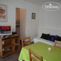 Avenue d'Italie Apartment 